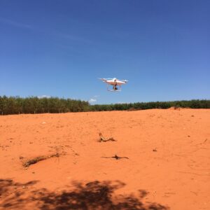 UAV RTK Phantom 4 máy bay không người lái Flycam 12 Flycam Phantom 4 là dòng máy bay khảo sát trắc địa không người lái