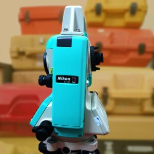 Máy Toàn Đạc Điện Tử Nikon NPL 322 Plus 40 máy toàn đạc Nikon NPL-322Plus