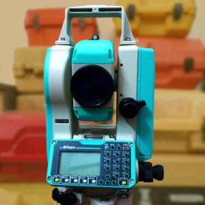 Máy Toàn Đạc Điện Tử Nikon NPL 322 Plus 42 máy toàn đạc Nikon NPL322Plus
