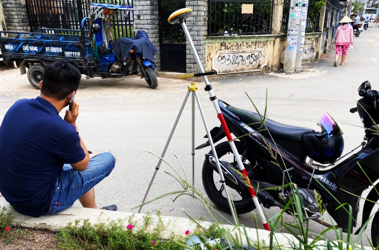 Dùng thử máy GPS 2 tần số rtk