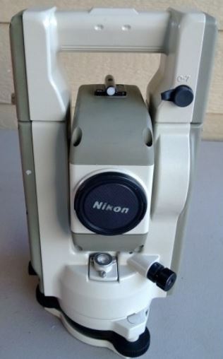 Máy toàn đạc điện tử Nikon D50