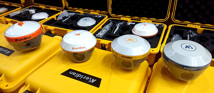 giá Máy GPS RTK 2 tần số